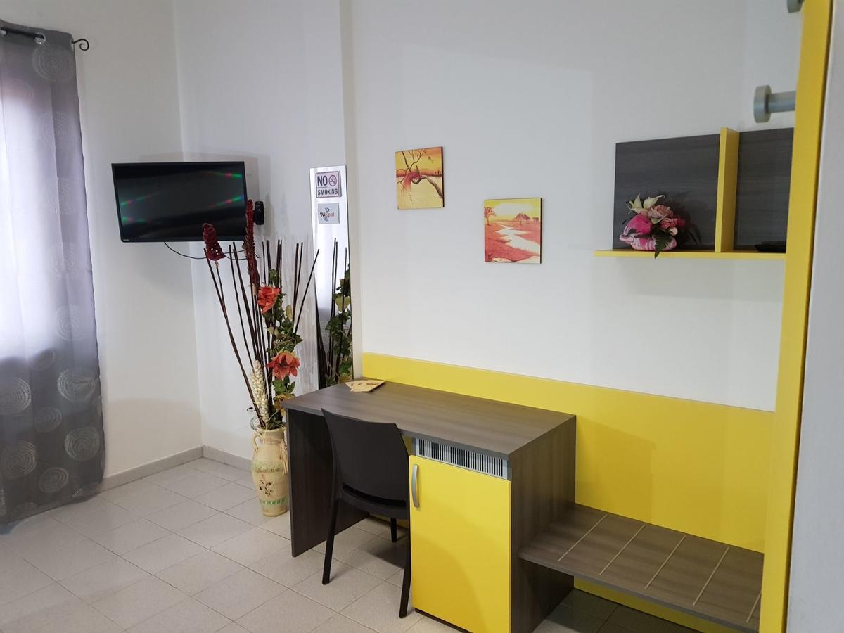 L Anfora Hotell Tramatza Exteriör bild